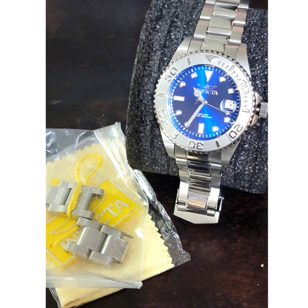 Invicta Pro Women's - Picture 8 of 8